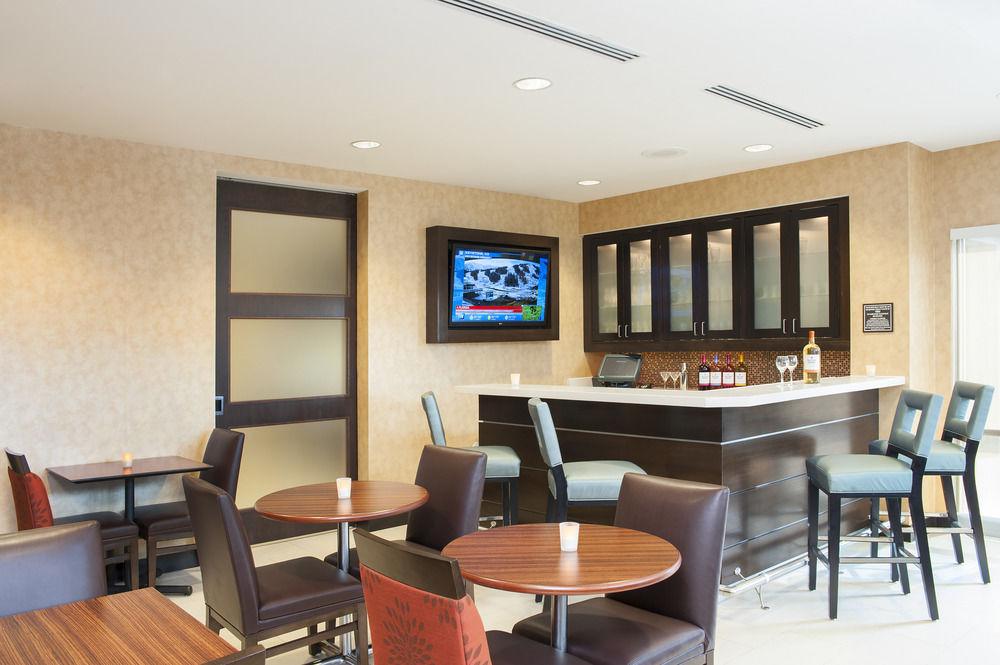 Residence Inn By Marriott Bloomington Exterior photo
