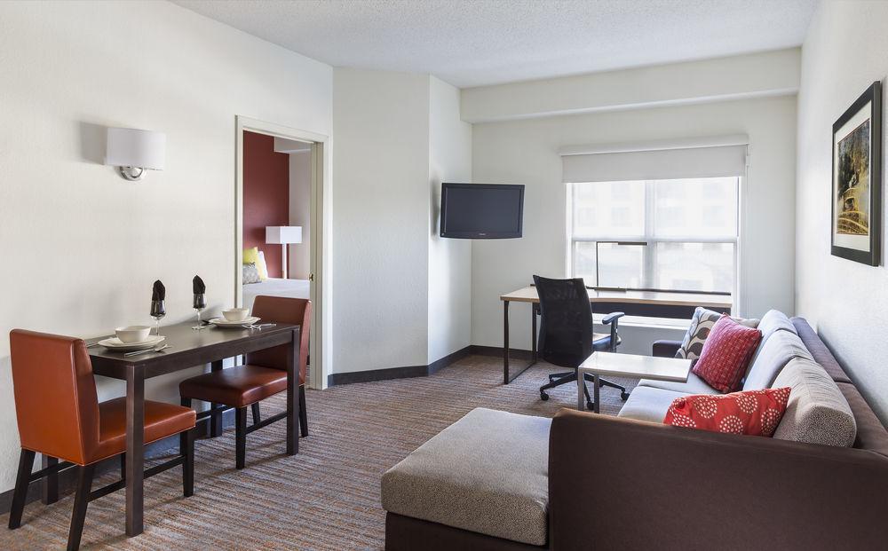 Residence Inn By Marriott Bloomington Exterior photo